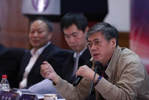 全国人大财经委调研室副主任施禹之发表主旨演讲
